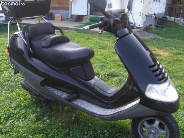 Piaggio EXS, 2005