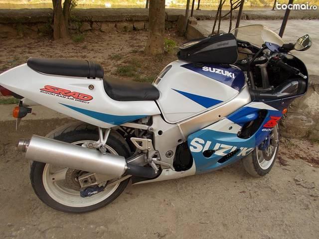 Suzuki gsxr S- rad 600