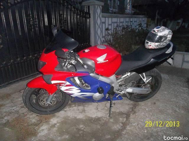 Honda cbr 600 f4 2000