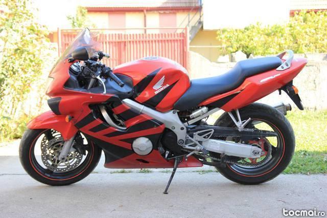 Honda CBR F600, 2001, impecabila, inmatriculata RO