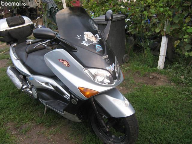 Yamaha T- max 500cc