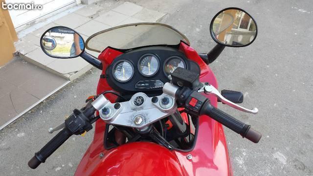 suzuki GSX 600