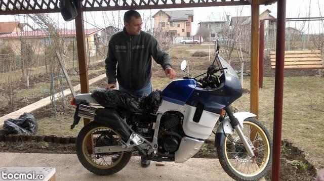 motocicleta honda transalp