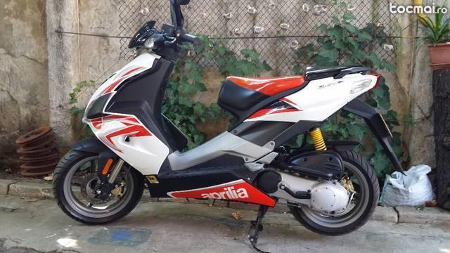 Scuter Aprilia VF/ D/ SR50, 2011