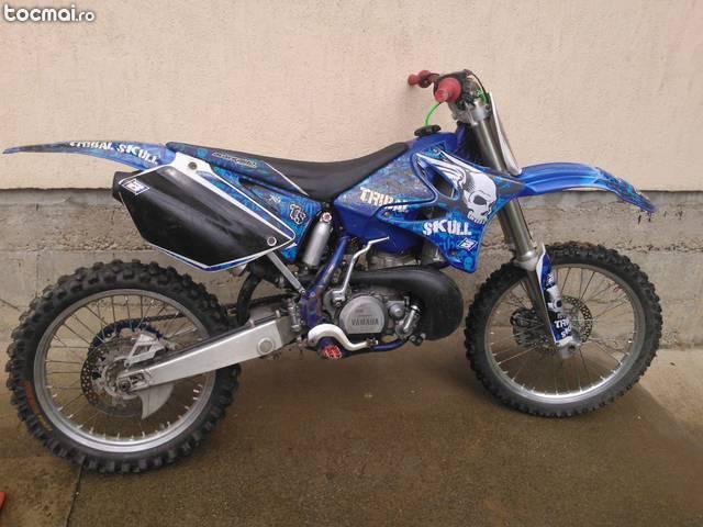 Yamaha YZ, 2002