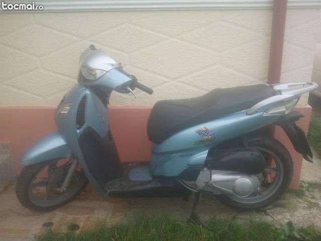 Honda sh150i