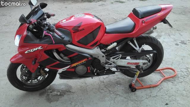 Honda CBR 600- Injectie