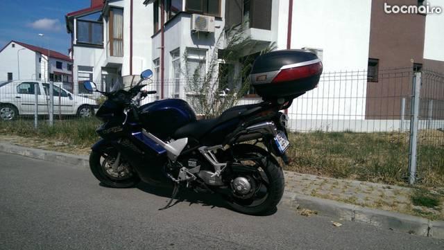 Honda VFR800, 2003