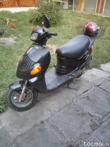 Daelim scooter, 2000