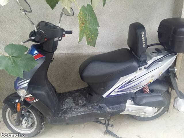 scuter kymco 2013