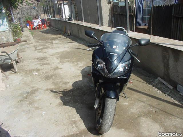 Honda CBR 600, 2001