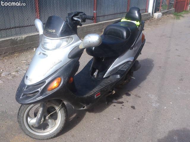 Kymco Dink , motor 80 cc