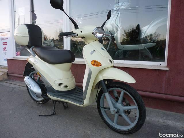 Piaggio Liberty, 9000 KM