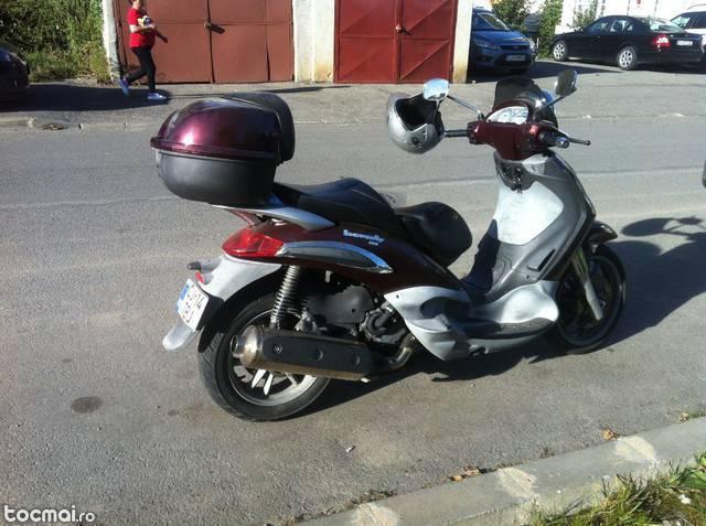 Piaggio Beverly 500