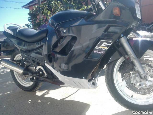 Suzuki gsx 600