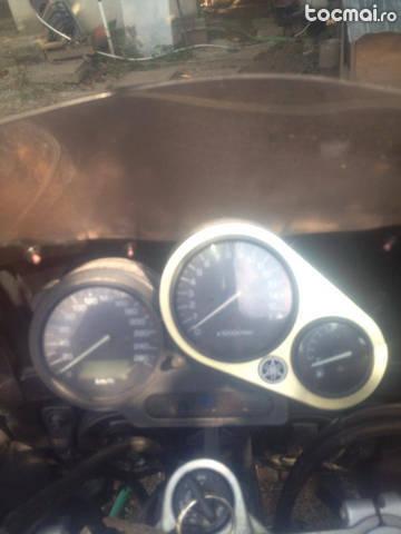Yamaha fzs600, 2001 , Defect