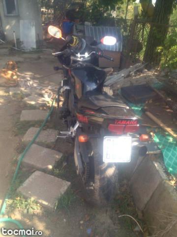 Yamaha fzs600, 2001 , Defect