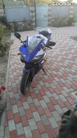 Yamaha YZF R- 125, 2009