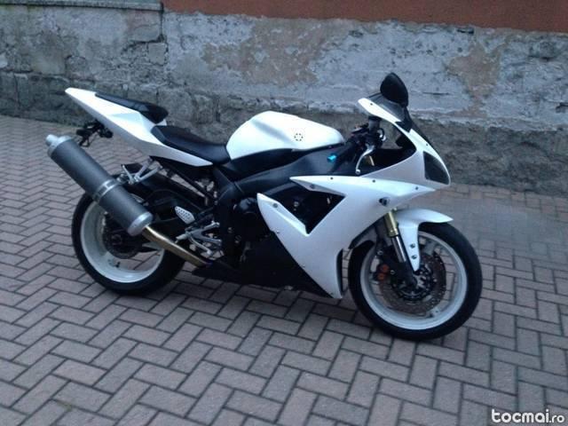 Yamaha R1, 2003