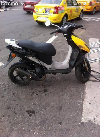 Honda X8rs accidentat