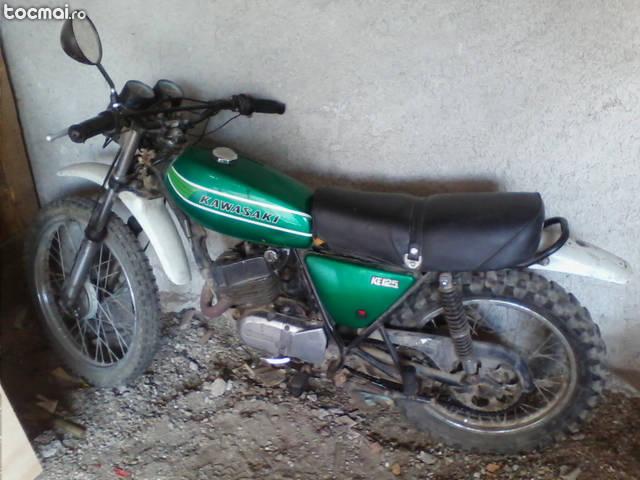 Kawasaki ke125 enduro