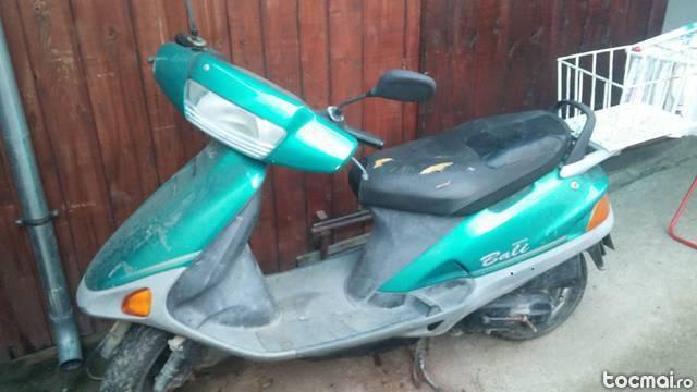 scuter honda bari