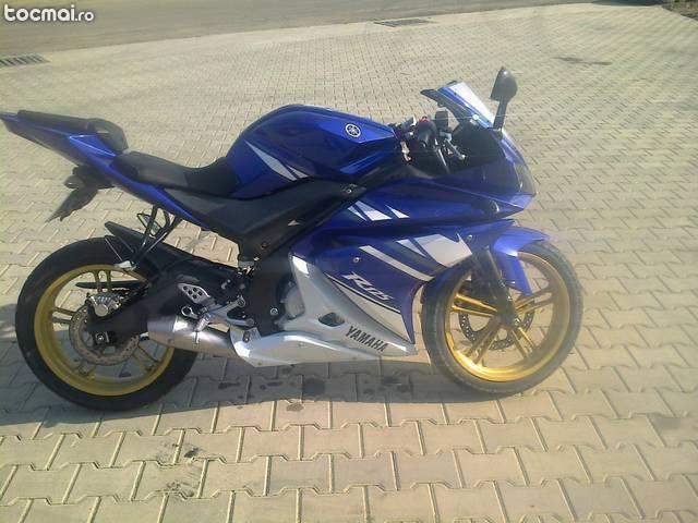 Yamaha YZF R 125, 2010