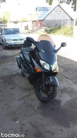 Yamaha T- Max 500