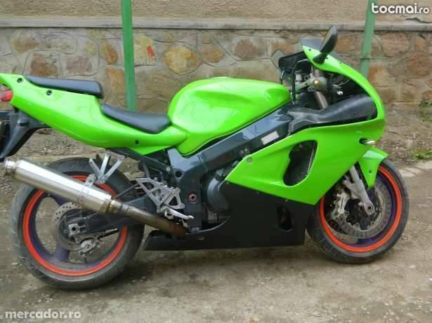 Kawasaki zxr750, 1998