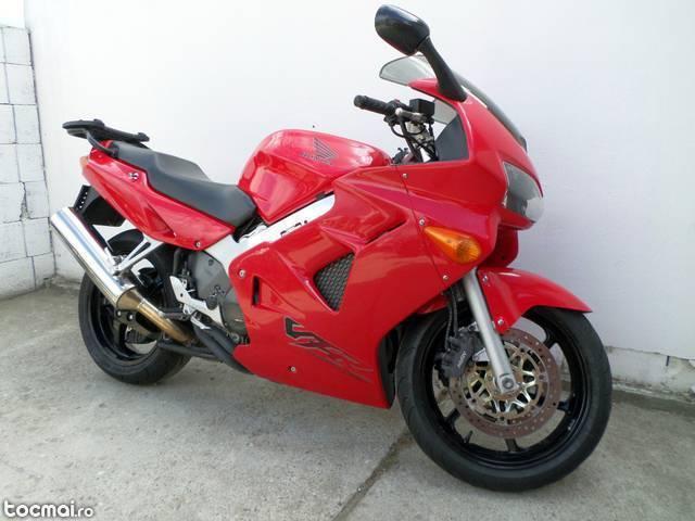 Honda VFR 800cc AN1998 34007KM