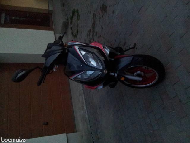 scuter Motowell Magnet Sport 49cc stare impecabila