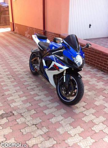 Suzuki GSX- R K7 600