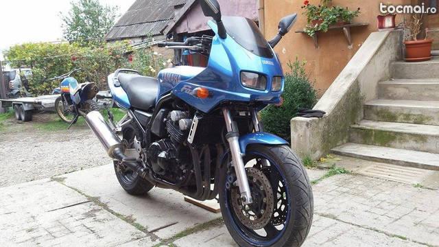 Yamaha Fazer, 2001