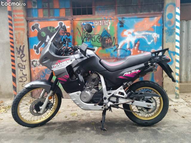 Honda Transalp XL600V 1994 in stare excelenta