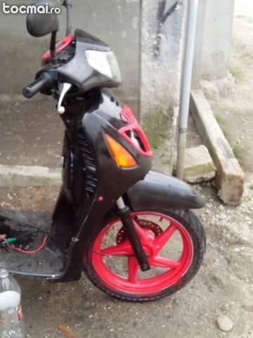 Honda SH 153 cc, 2002