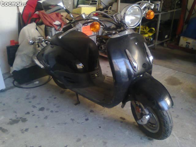 Honda Shadow 50 Adus recent in tara