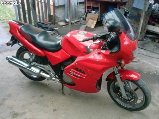 Honda VF 500, 1995