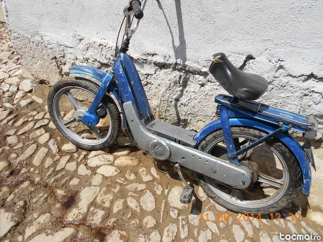 Moped peugeot, 2003