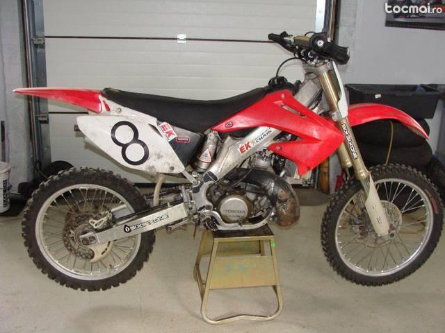 Honda cr 250r 2004
