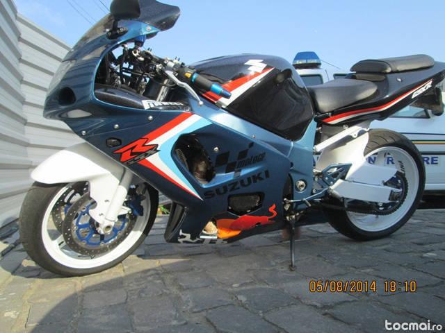 Suzuki gsxr 600 k1, 2001