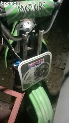 Minimotocros