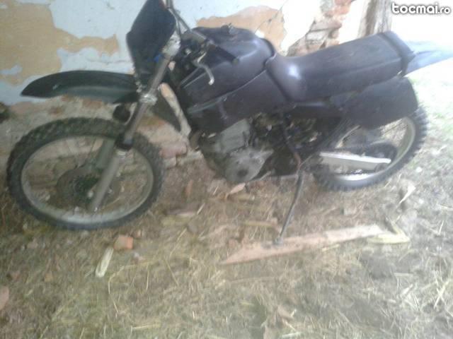 yamaha xt600