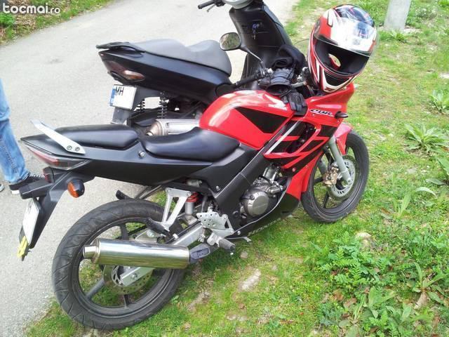 Honda cbr 125, 2004