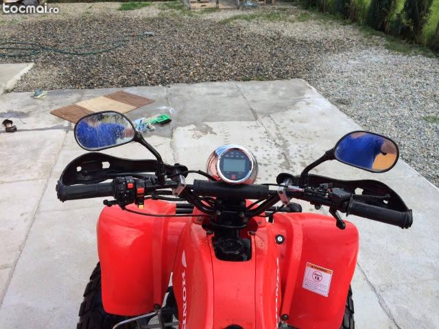 Atv honda, 700 km, anul 2012
