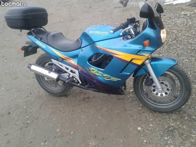 suzuki gsx600f