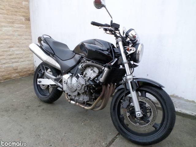 Honda hornet 600cc an2001 94cp 28065km