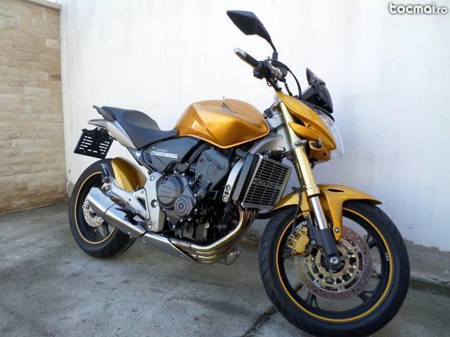 Honda hornet 600cc an2007 101cp 10868km