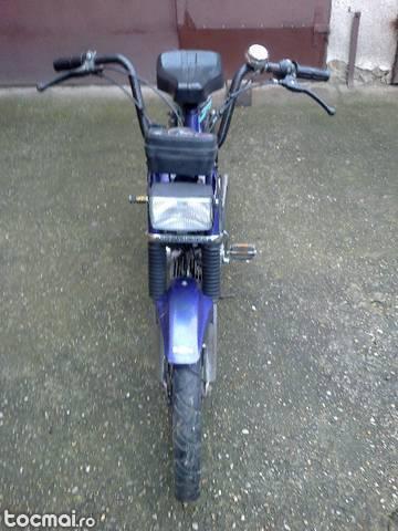 Scuter, moped Hercules