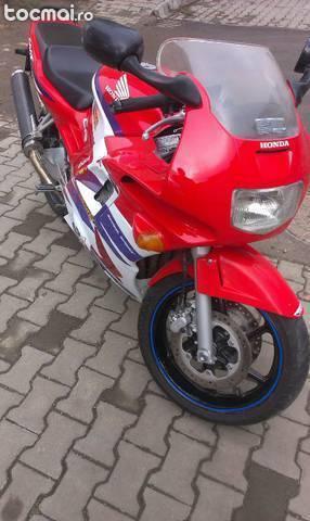 Honda cbr f3