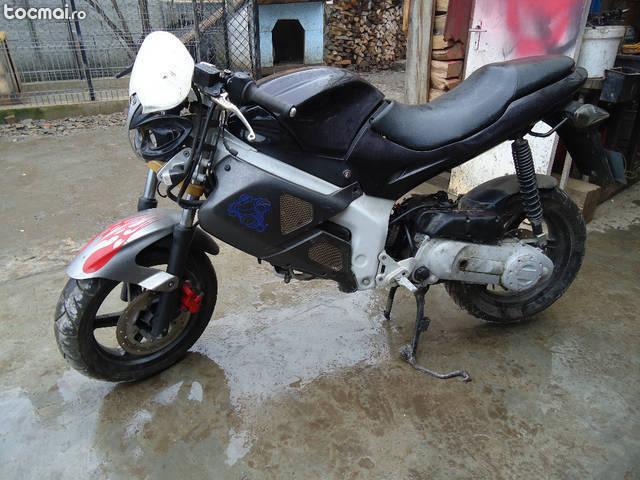Gilera dna 50cc carte rar 2007